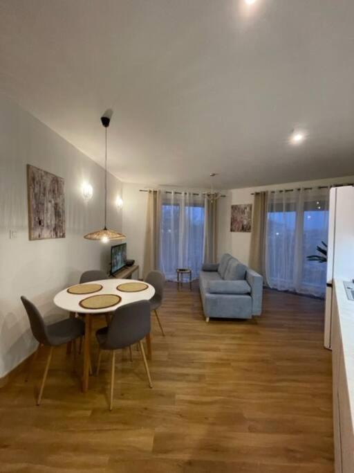 Zacisze Apartament Zielona Gora  Bagian luar foto